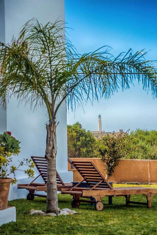 Apartamentos Turisticos Bahia De Trafalgar Саора Екстер'єр фото