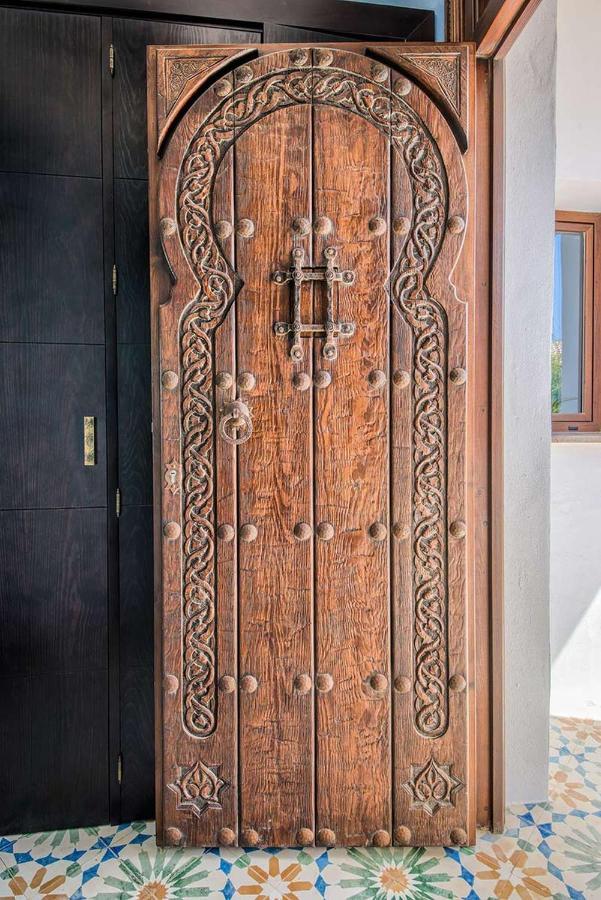 Apartamentos Turisticos Bahia De Trafalgar Саора Екстер'єр фото